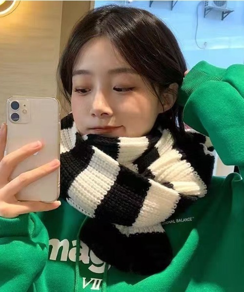 MGV（エムジーヴィー）の「ボーダーニットマフラー（マフラー・メンズ・レッド/ブルー/ブラック・FREE）」の2枚目の写真