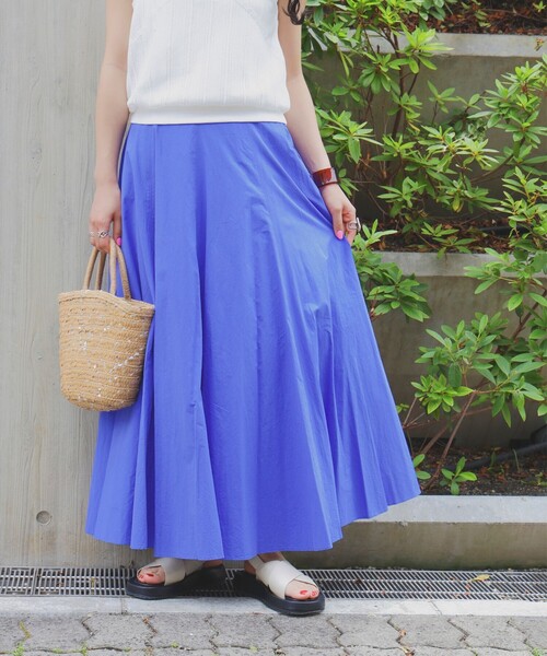 Ray BEAMS（レイビームス）の「Ray BEAMS / コットン ロング フレアスカート（スカート・レディース・ブラック/ブルー/イエロー・0/1）」の18枚目の写真