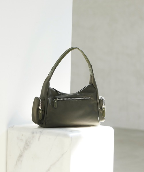 VIS（ビス）の「マシュマロハンドルワンショルダーバッグ（ハンドバッグ・レディース・キナリ/カーキ/ネイビー/オレンジ・FREE）」の2枚目の写真