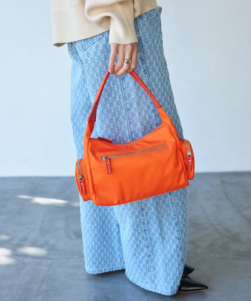 VIS（ビス）の「マシュマロハンドルワンショルダーバッグ（ハンドバッグ・レディース・キナリ/カーキ/ネイビー/オレンジ・FREE）」の18枚目の写真