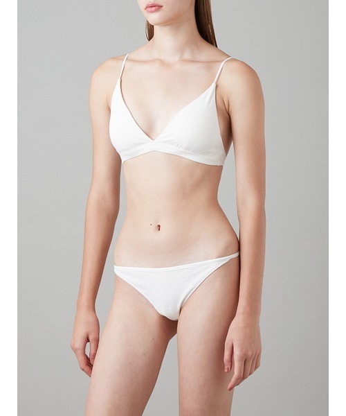 UNDERSON UNDERSON（アンダーソン アンダーソン）の「ファッショントライアングルブラ（ブラジャー・レディース・ブラック/ナチュラル・0/2/1）」の9枚目の写真