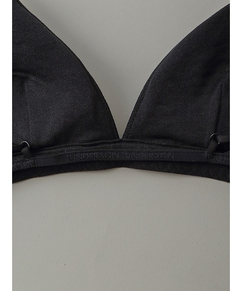 UNDERSON UNDERSON（アンダーソン アンダーソン）の「ファッショントライアングルブラ（ブラジャー・レディース・ブラック/ナチュラル・0/2/1）」の14枚目の写真