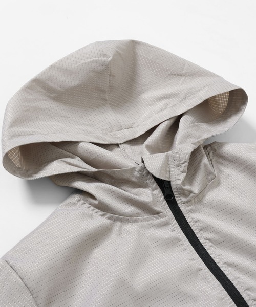 KRIFF MAYER Kid's Collection(クリフメイヤーキッズコレクション)の「【超軽量・通気性・撥水】さらさらエアーパーカー(ナイロンジャケット・キッズ・カーキ/ネイビー/チャコール/イエロー/グレー・170/150/140/130/120/160)」の6枚目の写真