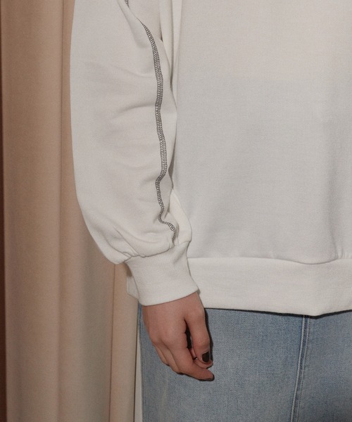 ECRIRE（エクリール）の「カラーステッチトレーナー（スウェット・レディース・オフホワイト/ブラック/サックスブルー・M/L）」の7枚目の写真