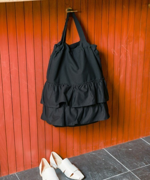 Bou Jeloud(ブージュルード)の「【はあちゅう*Bou Jeloud】フリルバッグ(ハンドバッグ・レディース・ブラック/ネイビー/アイボリー・ONESIZE)」の20枚目の写真