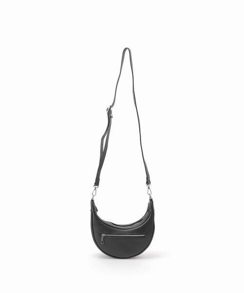 AULENTTI（オウレンティ）の「【AULENTTI/オウレンティ】チェーンハーフムーンバッグ（ショルダーバッグ・レディース・ブラック・FREE）」の9枚目の写真