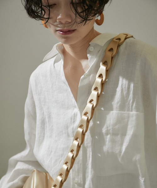 SALON adam et rope'(サロン アダム エ ロペ)の「モチーフショルダーミニバッグ(ショルダーバッグ・レディース・ブラック/ゴールド/ブルー系その他4・FREE)」の9枚目の写真