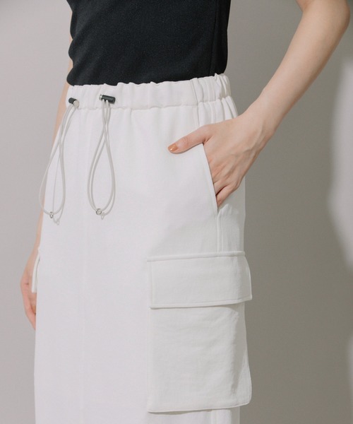 Munich（ミューニック）の「ストレッチドビーマキシカーゴスカート（スカート・レディース・キャメル/ホワイト/ブラック・S/M）」の19枚目の写真