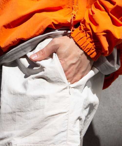 Franklin Climbing（フランクリンクライミング）の「【限定展開】 【Franklin Climbing/フランクリンクライミング】ナイロンカーゴパンツ（カーゴパンツ・メンズ・アイボリー/ブラック・L/M）」の7枚目の写真