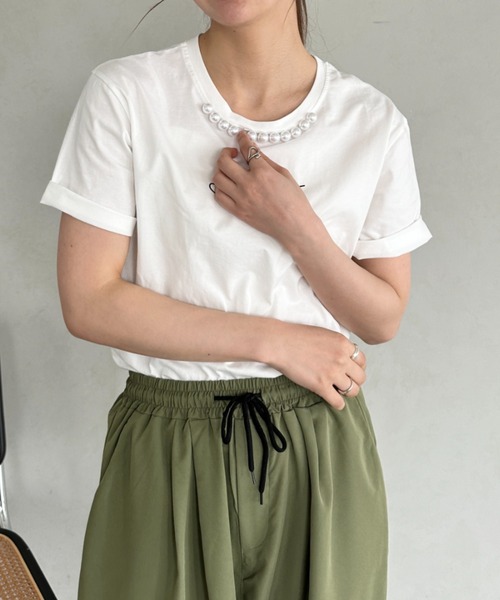 un+frame（アンフレーム）の「パールモチーフロゴ半袖トップス（Tシャツ/カットソー・レディース・ベージュ/ホワイト/ブラック・FREE）」の17枚目の写真