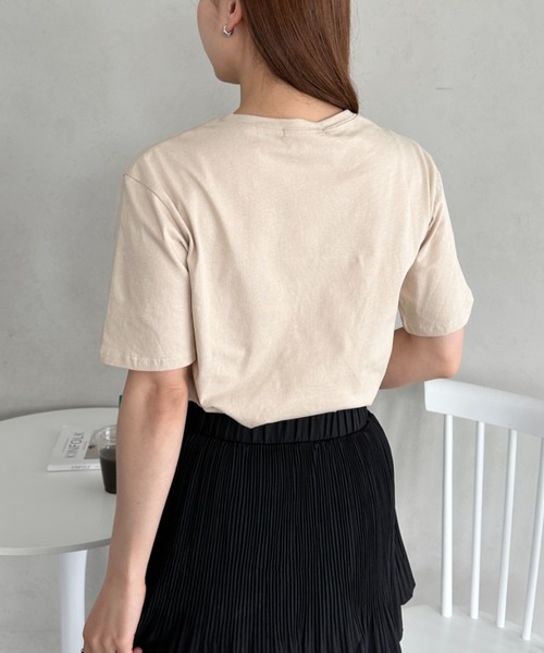 un+frame（アンフレーム）の「パールモチーフロゴ半袖トップス（Tシャツ/カットソー・レディース・ベージュ/ホワイト/ブラック・FREE）」の9枚目の写真