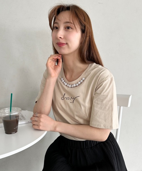 un+frame（アンフレーム）の「パールモチーフロゴ半袖トップス（Tシャツ/カットソー・レディース・ベージュ/ホワイト/ブラック・FREE）」の10枚目の写真