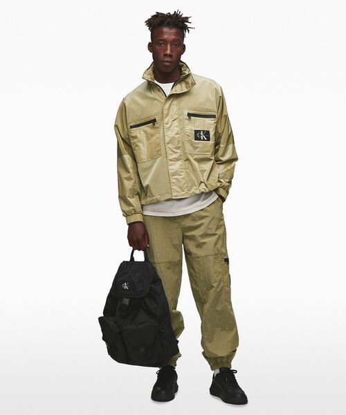 Calvin Klein（カルバン・クライン）の「2ポケット フラップ バックパック（バックパック/リュック・メンズ・ブラック・FREE）」の7枚目の写真