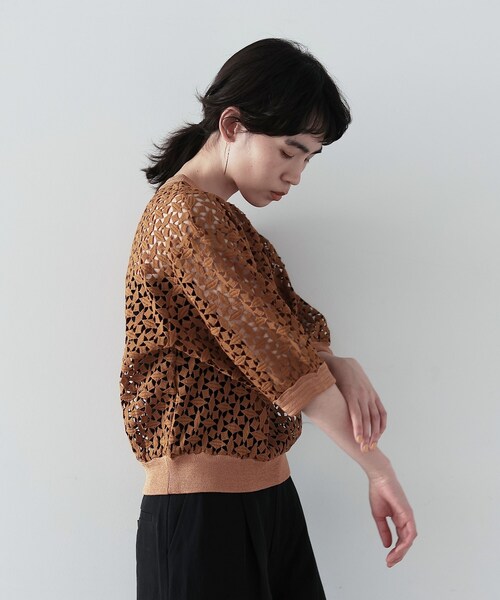 GALLEST（ギャレスト）の「◆レースクロップドトップス（シャツ/ブラウス・レディース・ブラック/ベージュ/オフホワイト・38）」の17枚目の写真