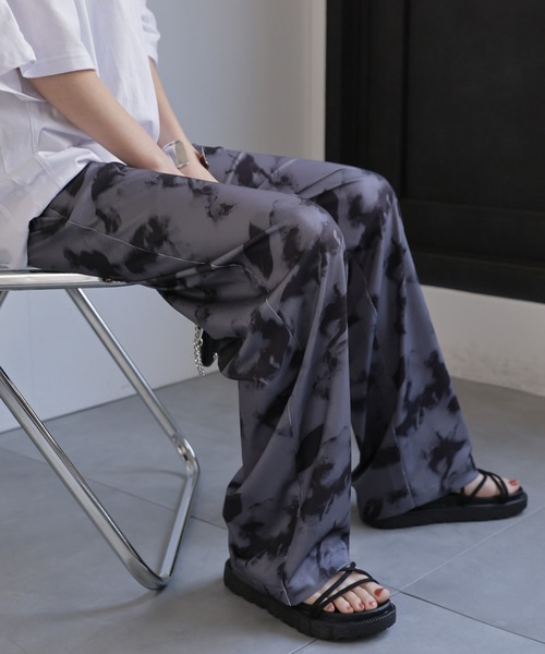 CREARE -LINO-（クレアーレリノ）の「〈2025SS新柄追加〉波柄ルーズパンツ/リラックスワイドパンツ/ユニセックス商品（その他パンツ・メンズ・ブラック系その他/ブラック/グレー系その他/ホワイト系その他・FREE）」の6枚目の写真