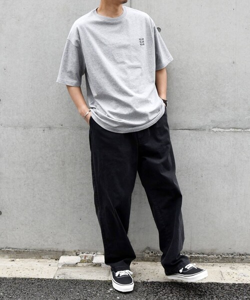 SHIPS any（シップス エニィ）の「【WEB限定】SHIPS any: BLAH BLAH BLAH.ワンポイント 刺繍 ルーズ Tシャツ(ユニセックス)◆（Tシャツ/カットソー・メンズ・ネイビー/ホワイト/ブラック/グレー・SMALL/MEDIUM/LARGE/X-LARGE）」の14枚目の写真