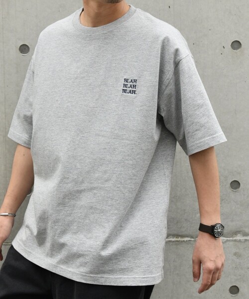 SHIPS any(シップス エニィ)の「【WEB限定】SHIPS any: BLAH BLAH BLAH.ワンポイント 刺繍 ルーズ Tシャツ(ユニセックス)◇(Tシャツ/カットソー・メンズ・ネイビー/ホワイト/ブラック/グレー・SMALL/MEDIUM/LARGE/X-LARGE)」の16枚目の写真