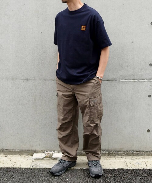 SHIPS any（シップス エニィ）の「【WEB限定】SHIPS any: BLAH BLAH BLAH.ワンポイント 刺繍 ルーズ Tシャツ(ユニセックス)◇（Tシャツ/カットソー・メンズ・ネイビー/ホワイト/ブラック/グレー・SMALL/MEDIUM/LARGE/X-LARGE）」の21枚目の写真