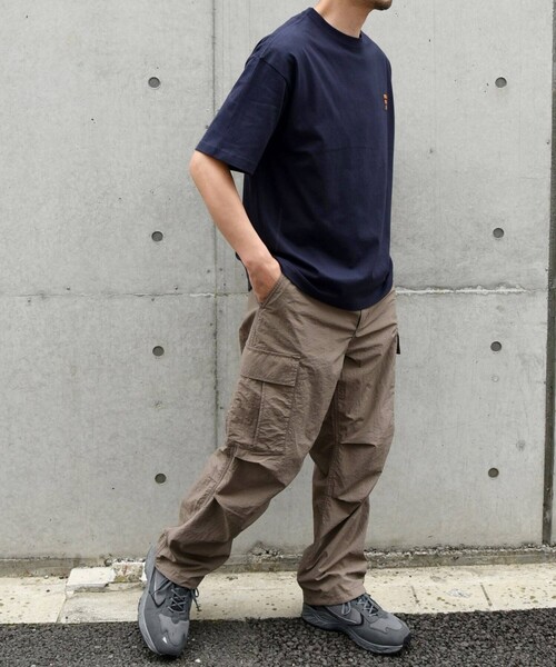 SHIPS any（シップス エニィ）の「【WEB限定】SHIPS any: BLAH BLAH BLAH.ワンポイント 刺繍 ルーズ Tシャツ(ユニセックス)◇（Tシャツ/カットソー・メンズ・ネイビー/ホワイト/ブラック/グレー・SMALL/MEDIUM/LARGE/X-LARGE）」の20枚目の写真