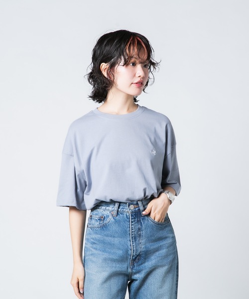 BEVERLY HILLS POLO CLUB(ビバリーヒルズポロクラブ)の「【BEVERLY HILLS POLO CLUB/ビバリーヒルズポロクラブ】ワンポイント刺繍Tシャツ(Tシャツ/カットソー・レディース・オフホワイト/サックスブルー/スミクロ/ネイビー/グリーン/ピンク・MEDIUM/LARGE)」の16枚目の写真