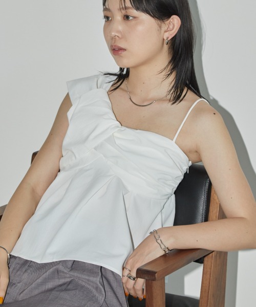 Aunt Marie's（アントマリーズ）の「フロントツイストアシメキャミ/ビスチェ（ベスト・レディース・ブラック/ホワイト・FREE）」の8枚目の写真