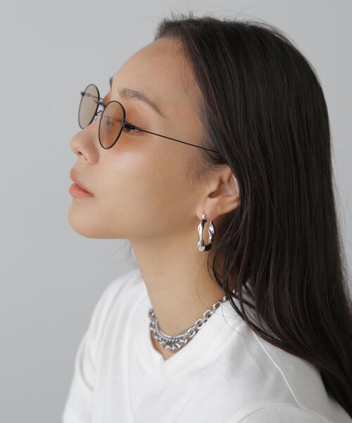 FREE'S MART(フリーズマート)の「◆カラーレンズサングラス(サングラス・レディース・ブラック/ブラウン・フリ-)」の3枚目の写真