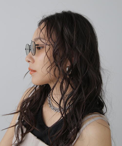 FREE'S MART(フリーズマート)の「◆カラーレンズサングラス(サングラス・レディース・ブラック/ブラウン・フリ-)」の4枚目の写真