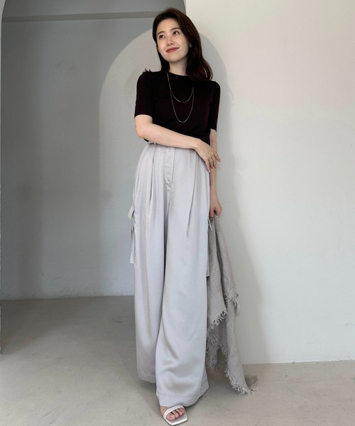 めぇ様★未使用★anuans｜定価1,8万 24SS 綺麗め サテンカーゴパンツ anuans（アニュアンス）の「サテンカーゴパンツ（その他パンツ）」 - WEAR