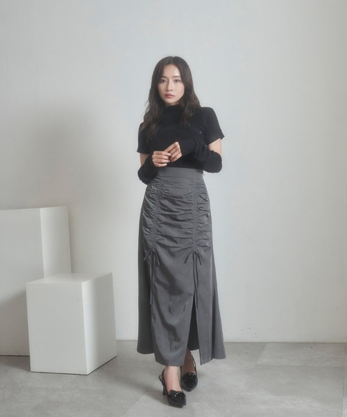 ANDGEEBEE(アンジービー)の「ギャザーリボンスカート(スカート・レディース・チャコールグレー/ブラック・FREE)」の17枚目の写真