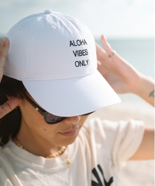 URBAN ISLAND SOCIETY（アーバンアイランドソサエティ）の「【URBAN ISLAND SOCIETY/アーバンアイランドソサエティ】ALOHA VIBES ONLY CAP/ワンポイントロゴ帽子(キャップ）（キャップ・メンズ・ホワイト/ベージュ/ブラック/ネイビー・FREE）」の7枚目の写真