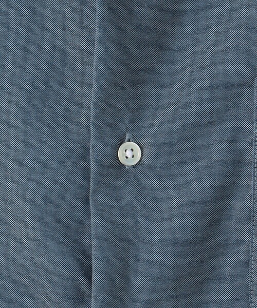 green label relaxing(グリーンレーベルリラクシング)の「エブリット コットンオックス ムジ バンドカラー シャツ -イージーアイロン-(シャツ/ブラウス・メンズ・ライトグレー/コバルトブルー・S/M/L/XL)」の17枚目の写真