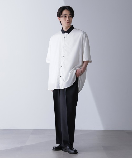 NANO universe(ナノユニバース)の「バイカラードレープシャツ 半袖(シャツ/ブラウス・メンズ・ブラック/ホワイト・M/L)」の11枚目の写真