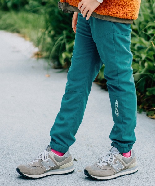 KRIFF MAYER Kid's Collection（クリフメイヤーキッズコレクション）の「テクテクジョガー（その他パンツ・キッズ・グリーン/ブルーグリーン/ブラック/グレー・160/170/120/130/140/150）」の4枚目の写真