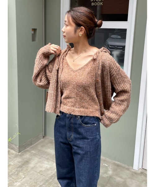 titivate（ティティベイト）の「リボンデザインニットキャミソール（キャミソール・レディース・ブラック/ブルー/ブラウン/ライトグリーン/ライトグレー/レッド・FREE）」の3枚目の写真