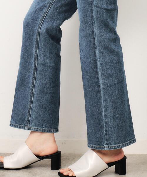 OPAQUE.CLIP（オペークドットクリップ）の「◆ストレッチセミフレアデニム／オーガニックコットン混【洗濯機洗い可】（デニムパンツ・レディース・ブルー/ネイビー/スミクロ・34/42/40/38/36）」の5枚目の写真