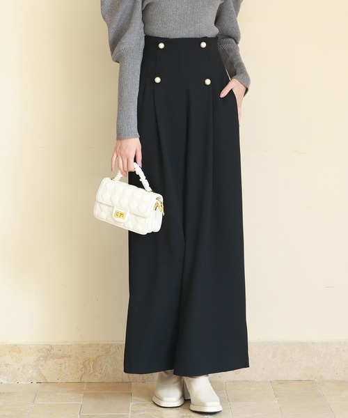 DRESS PLUS(ドレスプラス)の「パール飾りハイウエストワイドパンツ(その他パンツ・レディース・ブラック/ブラウン/グレー・M/L/S)」の6枚目の写真