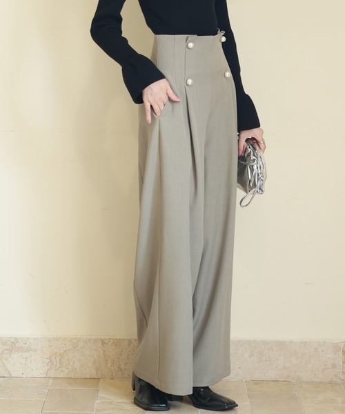 DRESS PLUS(ドレスプラス)の「パール飾りハイウエストワイドパンツ(その他パンツ・レディース・ブラック/ブラウン/グレー・M/L/S)」の21枚目の写真