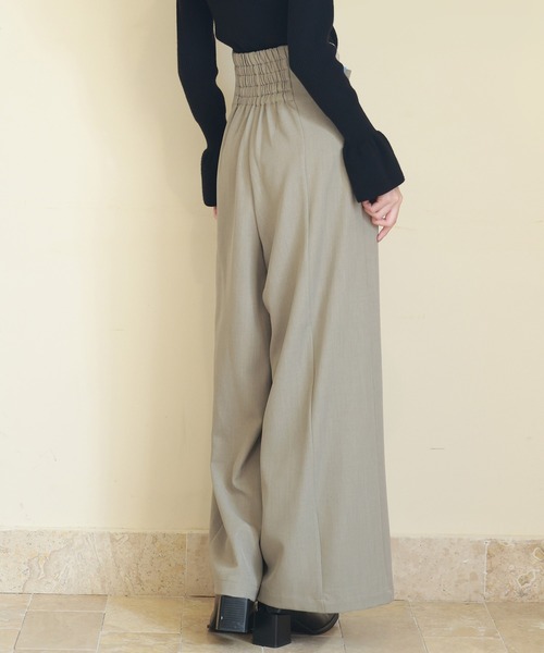 DRESS PLUS(ドレスプラス)の「パール飾りハイウエストワイドパンツ(その他パンツ・レディース・ブラック/ブラウン/グレー・M/L/S)」の22枚目の写真