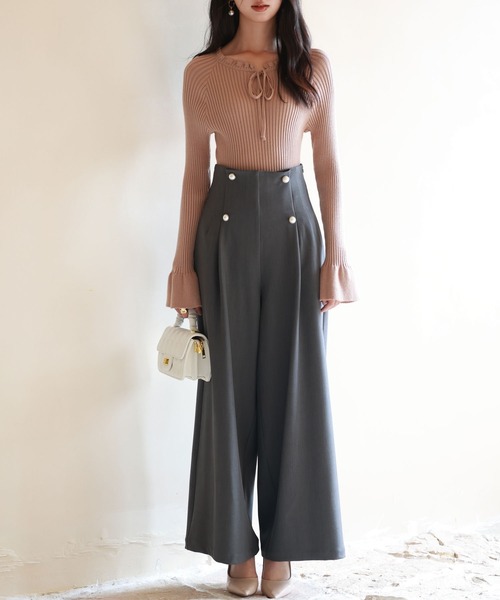 DRESS PLUS(ドレスプラス)の「パール飾りハイウエストワイドパンツ(その他パンツ・レディース・ブラック/ブラウン/グレー・M/L/S)」の8枚目の写真