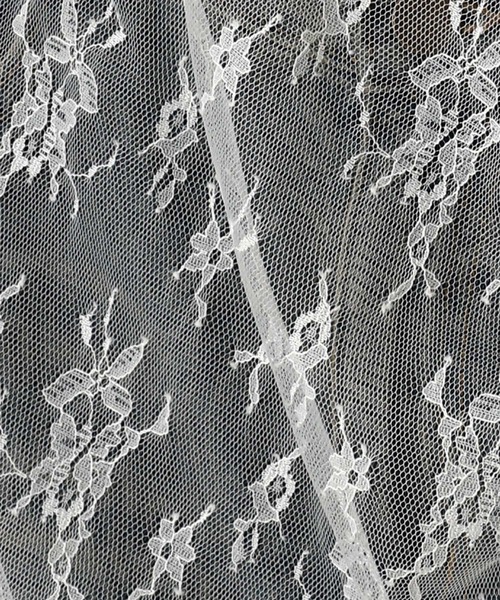 FOREVER 21(フォーエバー トゥエンティーワン)の「【2024FW】レースシャーリングキャミワンピース(ワンピース・レディース・ブラック/ナチュラル・FREE)」の20枚目の写真