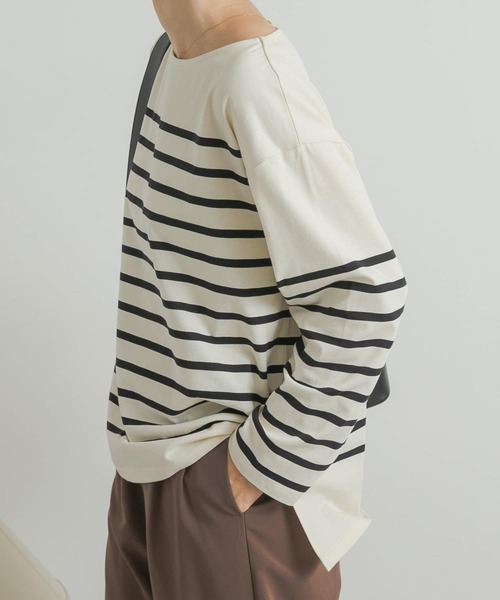 URBAN RESEARCH DOORS(アーバンリサーチドアーズ)の「パネルボーダーロングTシャツ(Tシャツ/カットソー・レディース・ネイビー/アイボリー/オフホワイト・MEDIUM)」の19枚目の写真