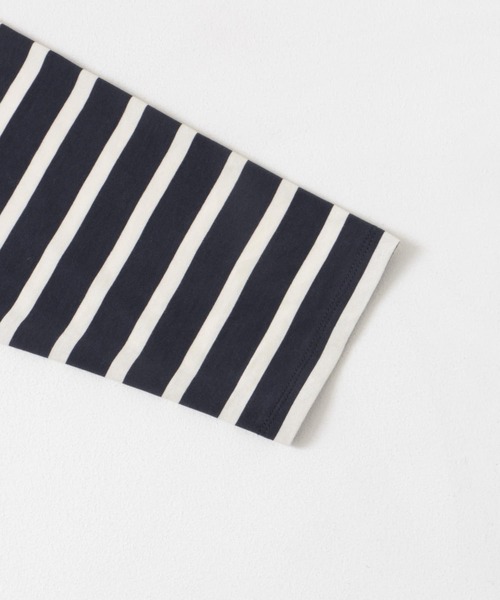 URBAN RESEARCH DOORS(アーバンリサーチドアーズ)の「パネルボーダーロングTシャツ(Tシャツ/カットソー・レディース・ネイビー/アイボリー/オフホワイト・MEDIUM)」の4枚目の写真