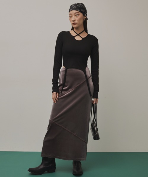 Solace(ソレイス)の「クロスデザインリブトップス(Tシャツ/カットソー・レディース・ブラック/グレー・FREE)」の16枚目の写真