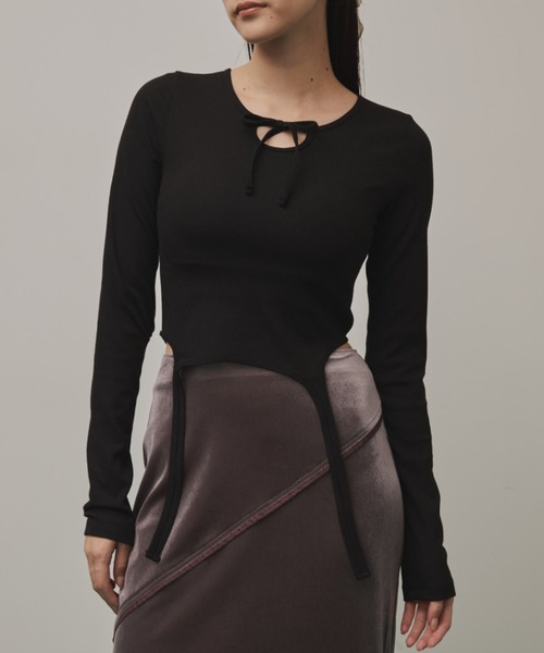 Solace(ソレイス)の「クロスデザインリブトップス(Tシャツ/カットソー・レディース・ブラック/グレー・FREE)」の17枚目の写真