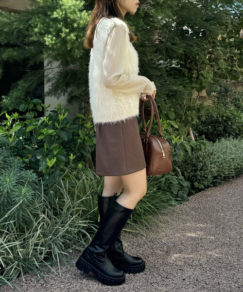 w closet（ダブルクローゼット）の「ラメフェザーニットベスト