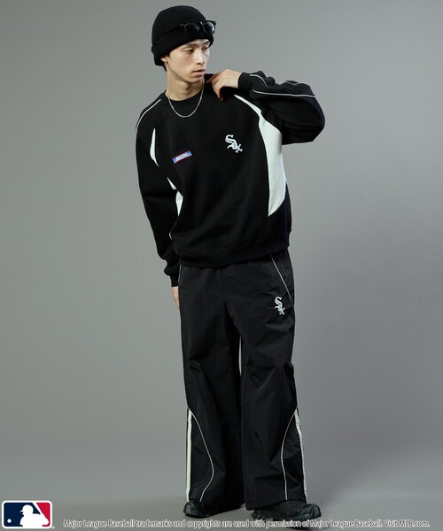 【セール】MLB/メジャーリーグベースボール 別注 MLB パイピングラグランスウェット/裏起毛【限定展開】（スウェット）｜MLB（メジャーリーグベースボール）