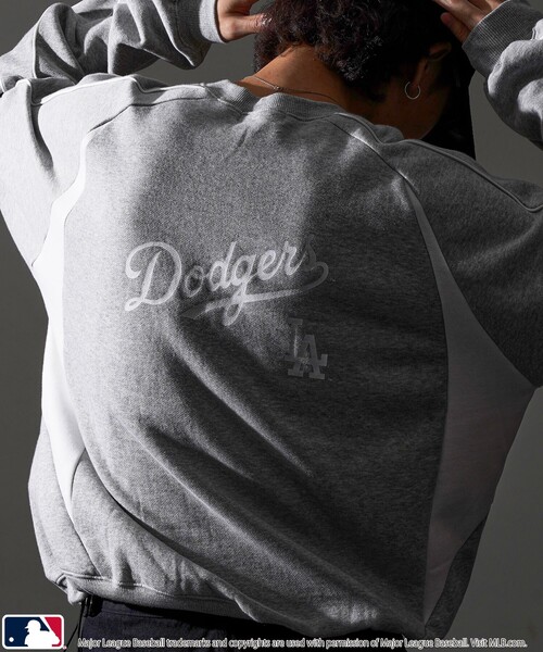 【セール】MLB/メジャーリーグベースボール 別注 MLB パイピングラグランスウェット/裏起毛【限定展開】（スウェット）｜MLB（メジャーリーグベースボール）