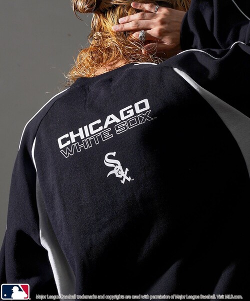 【セール】MLB/メジャーリーグベースボール 別注 MLB パイピングラグランスウェット/裏起毛【限定展開】（スウェット）｜MLB（メジャーリーグベースボール）