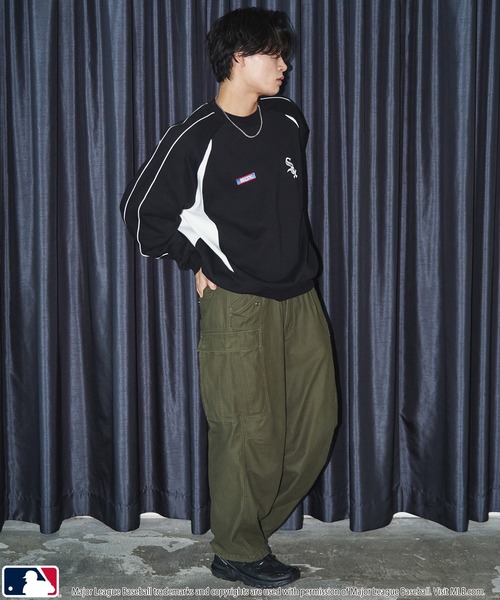 【セール】MLB/メジャーリーグベースボール 別注 MLB パイピングラグランスウェット/裏起毛【限定展開】（スウェット）｜MLB（メジャーリーグベースボール）