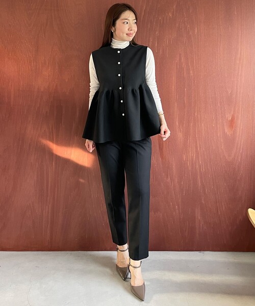 UNFILO(アンフィーロ)の「beauty warm テーパードパンツ(その他パンツ・レディース・グレー系4/アイボリー系/ネイビー系/黄土色系/ブラック系/サックスブルー系/ライトグレー系/黄土色系3・XX-SMALL/X-SMALL/SMALL/MEDIUM/LARGE/SS/ST/MS/MT/LS/L/LT)」の13枚目の写真